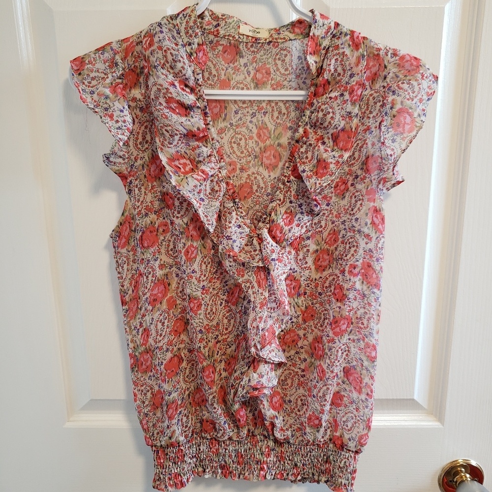 Floral print flowy blouse